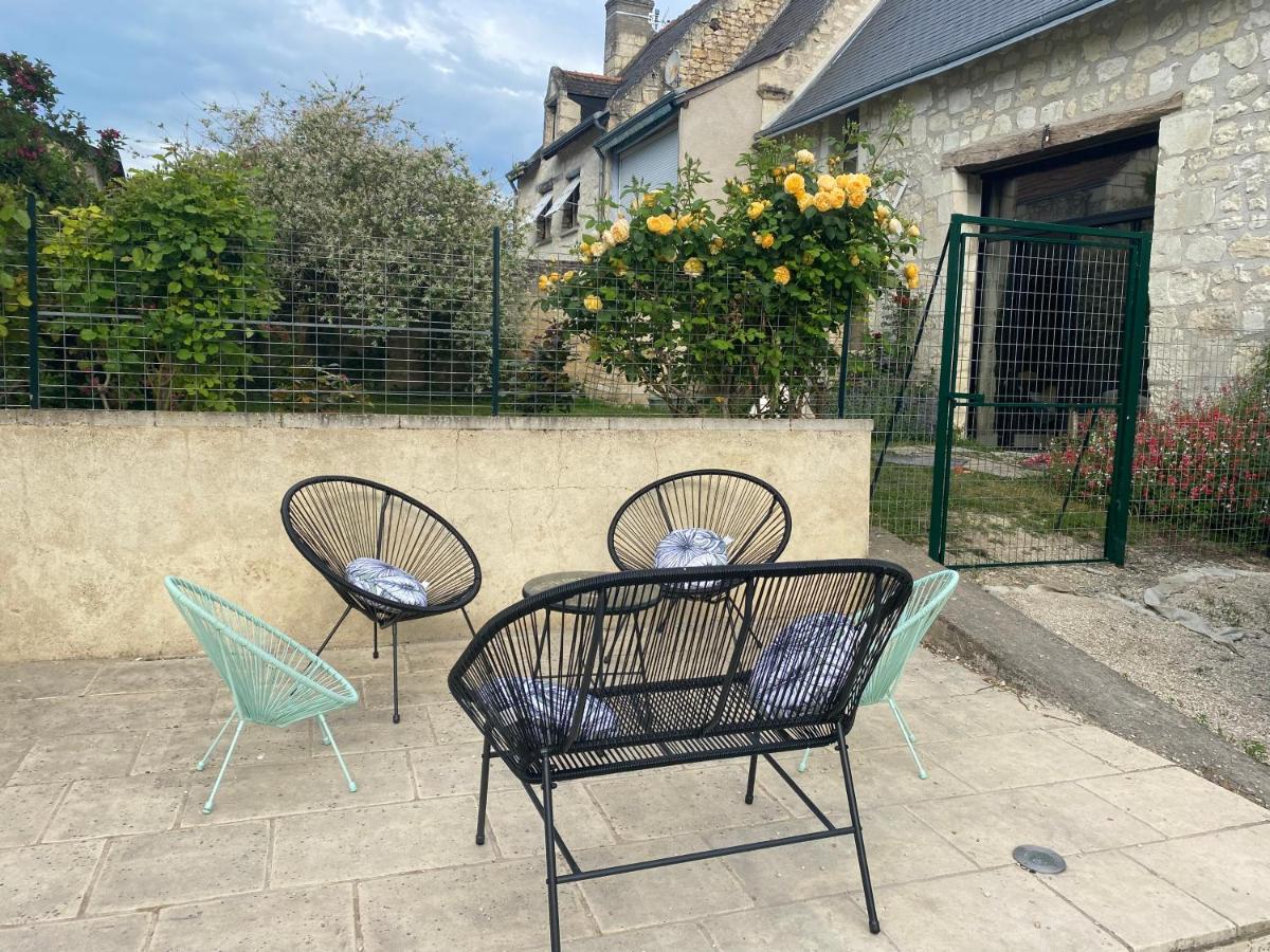 Studio Indre Climatise, La Halte De Cuze, Aux Abords De La Loire A Velo Huismes Exterior foto